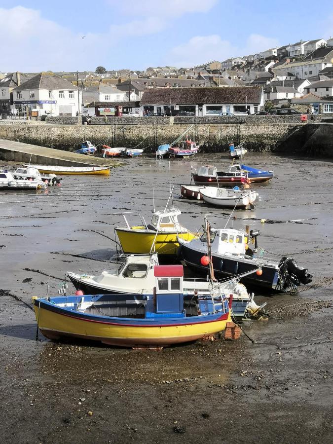 Captivating Isolde Cottage With Pool Near St Ives Camborne Extérieur photo